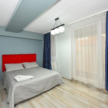 Royal Accommodation Bucarest Esterno foto